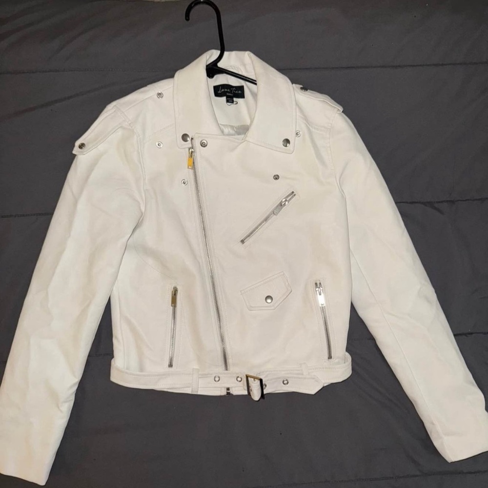 Love Tree Women's White Biker Jacket Size S
